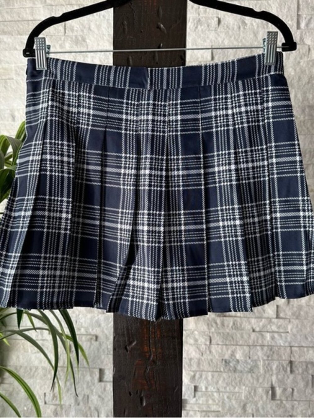 SUNNIES Side Up Schoolgirl Pleated Plaid Navy Blue Mini Skort Skirt Junior L